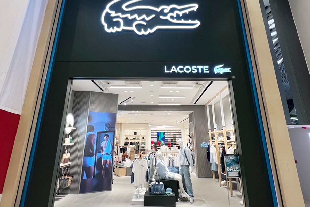 Lacoste  